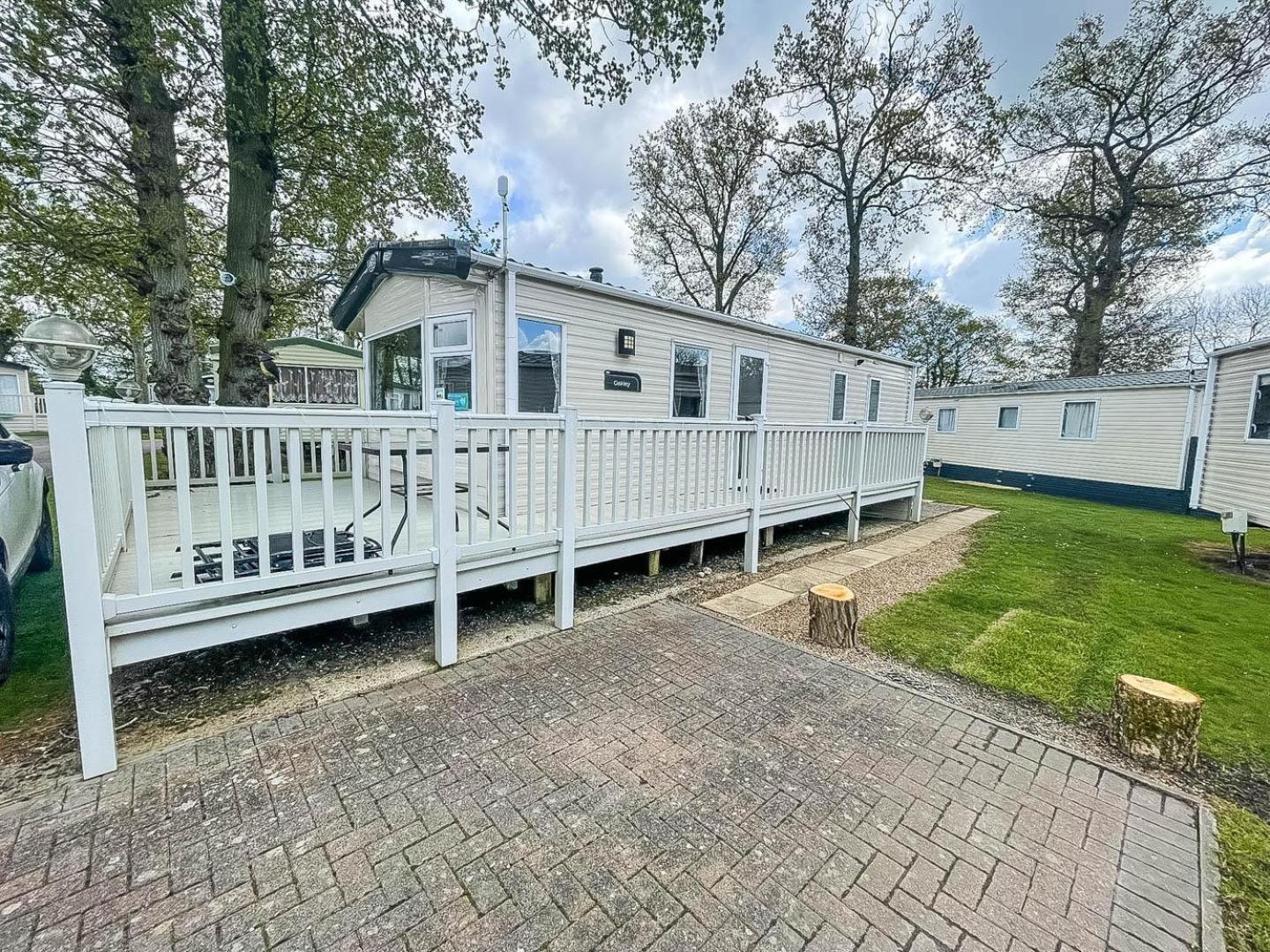 Lovely 6 Berth Caravan With Decking At Carlton Meres In Suffolk Ref 60058M Сексмендем Екстер'єр фото